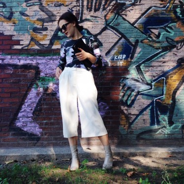 Outfit: White Culottes